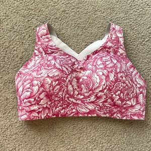 Women’s sports bra